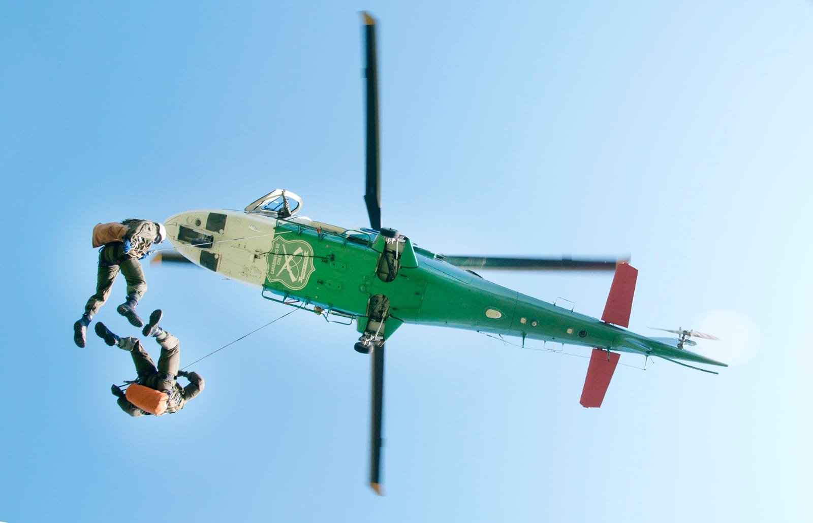 Agradecimientos a Carabineros de Chile
