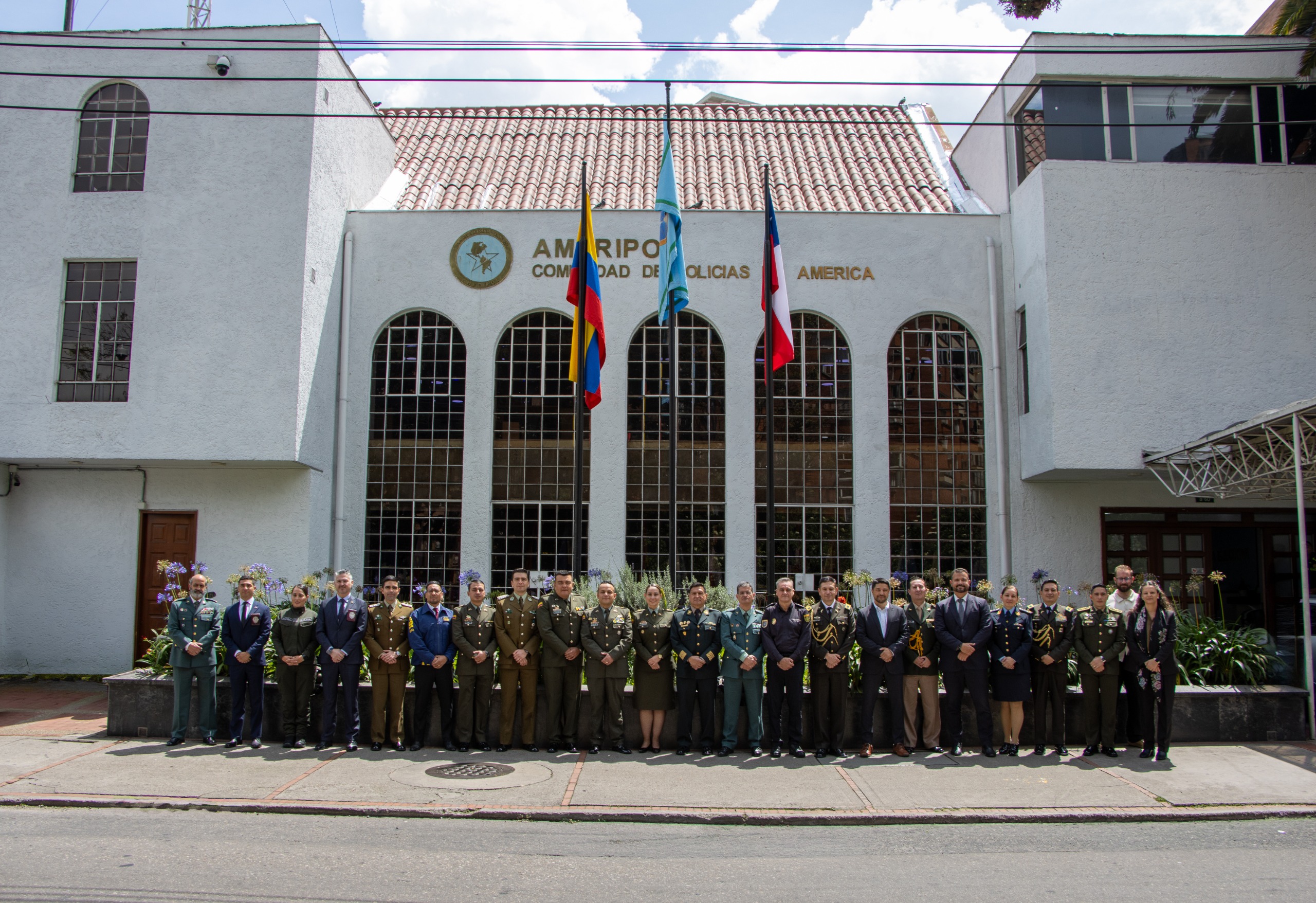 Fotografía oficial del lanzamiento